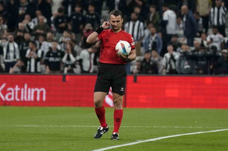 ZİRAAT TÜRKİYE KUPASI: BEŞİKTAŞ: 0 - GÖZTEPE: 0 (MAÇ DEVAM EDİYOR)