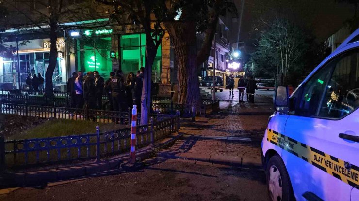 ŞİŞLİ’DE EĞLENCE MEKANINDA SİLAHLAR KONUŞTU: 2 YARALI