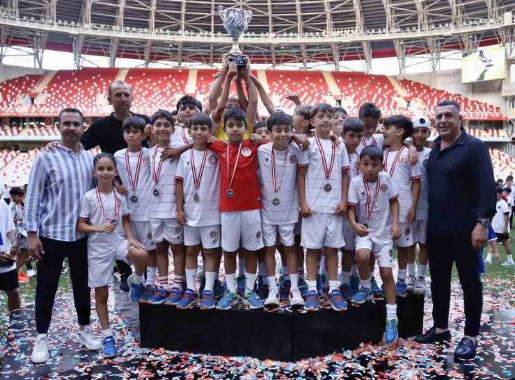 JUNİOR WORLD CUP, İKİNCİ KEZ ANTALYA’DA DÜZENLENİYOR