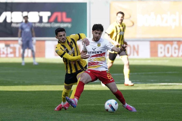 TRENDYOL 1. LİG: İSTANBULSPOR: 5 - YENİ MALATYASPOR: 0