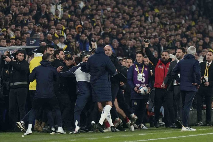 TFF TAHKİM KURULU, SALVATORE FOTİ VE SANDRO ZUFİC’İN CEZALARINI ONADI