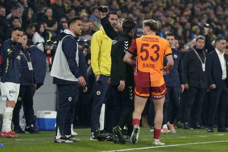 BARIŞ ALPER YILMAZ VE KEREM DEMİRBAY’A 1’ER MAÇ CEZA