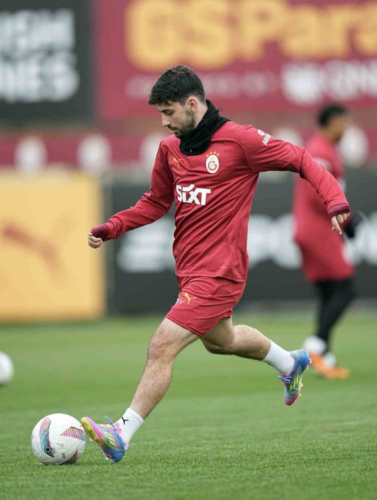 GALATASARAY, SAMSUNSPOR MAÇI HAZIRLIKLARINA DEVAM ETTİ