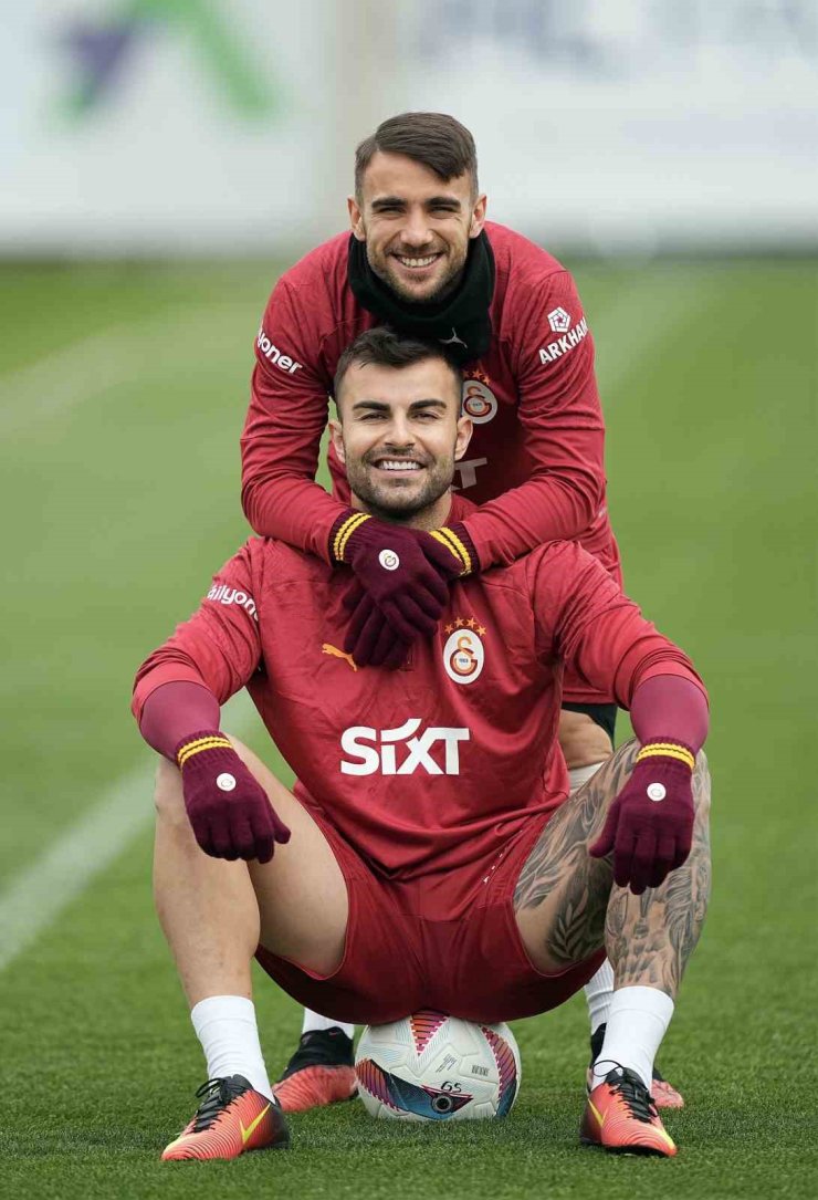 GALATASARAY, SAMSUNSPOR MAÇI HAZIRLIKLARINA DEVAM ETTİ