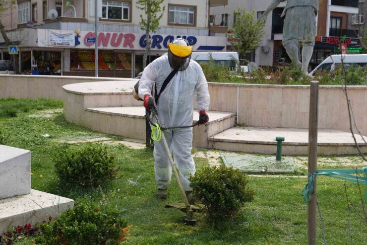 KARTAL BELEDİYESİ’NDEN YAZ TEMİZLİĞİ MESAİSİ