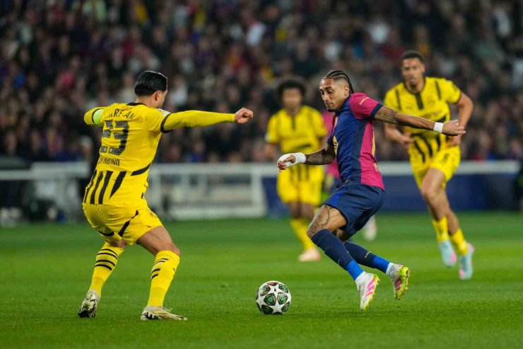 BARCELONA YARI FİNAL KAPISINI ARALADI