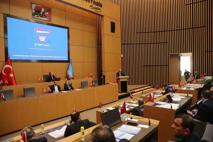 KÜÇÜKÇEKMECE BELEDİYE MECLİSİ’NDE 2024 YILI FAALİYET RAPORU KABUL EDİLDİ
