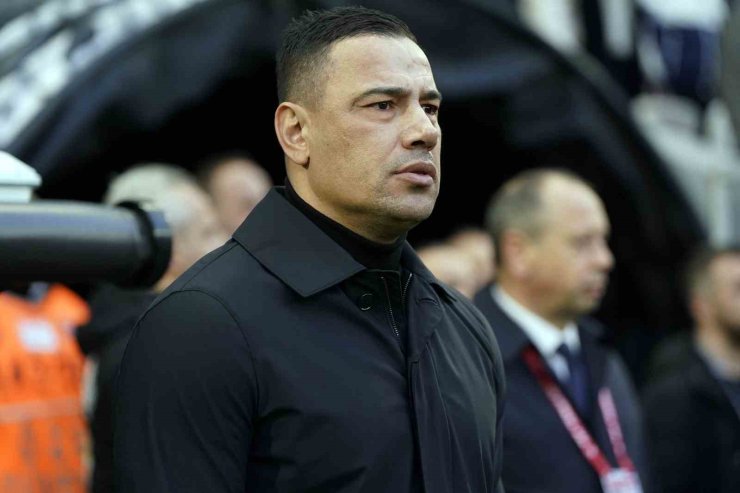 TRENDYOL SÜPER LİG: BEŞİKTAŞ: 0 - BAŞAKŞEHİR: 0 (MAÇ DEVAM EDİYOR)