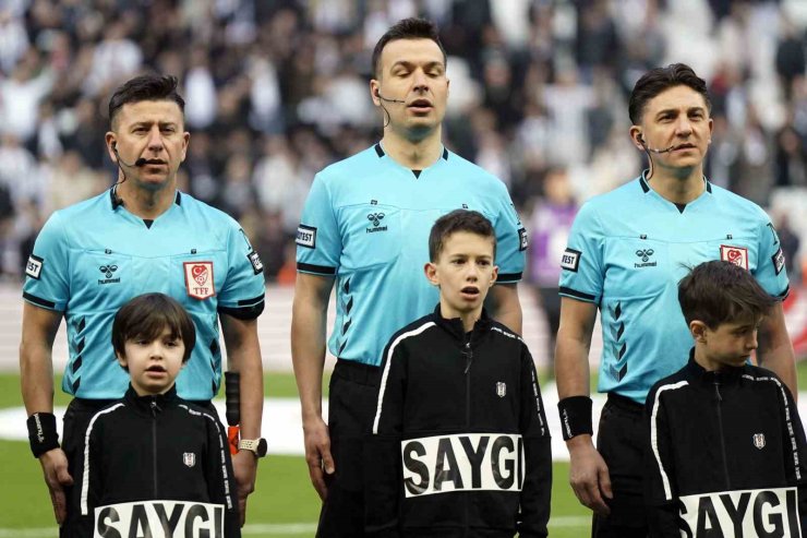 TRENDYOL SÜPER LİG: BEŞİKTAŞ: 0 - BAŞAKŞEHİR: 0 (MAÇ DEVAM EDİYOR)