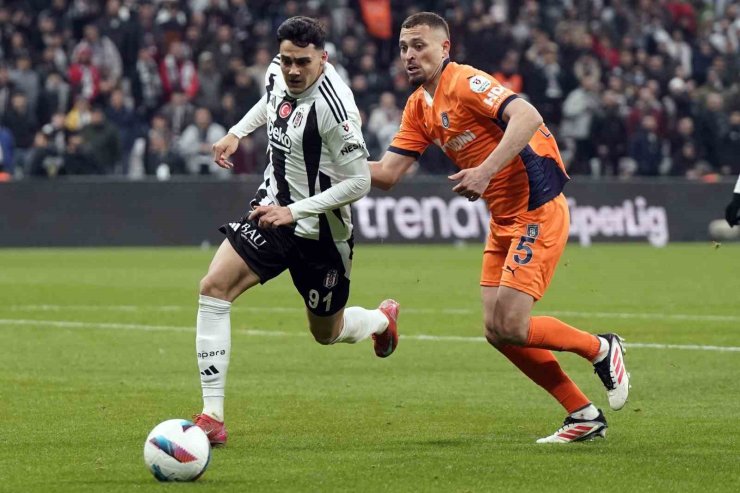 TRENDYOL SÜPER LİG: BEŞİKTAŞ: 0 - BAŞAKŞEHİR: 2 (MAÇ SONUCU)