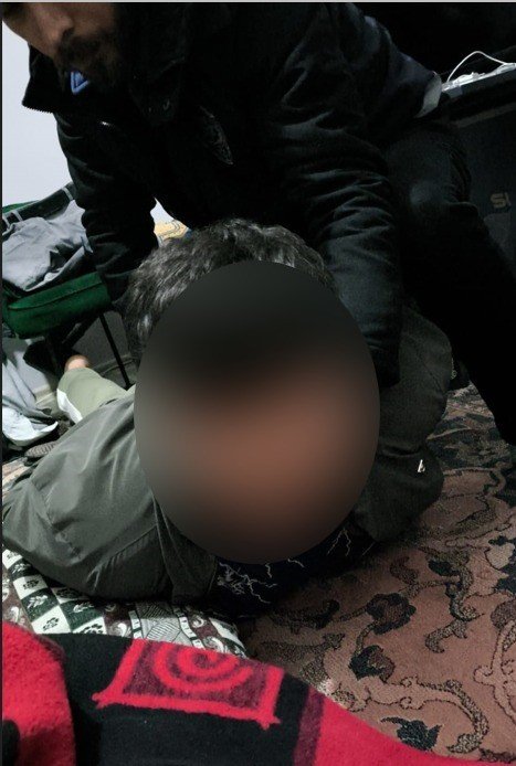 KADIKÖY’DE İŞ YERİNE KURŞUN YAĞDIRIP VİDEO ÇEKTİLER: 5 ŞÜPHELİ YAKALANDI