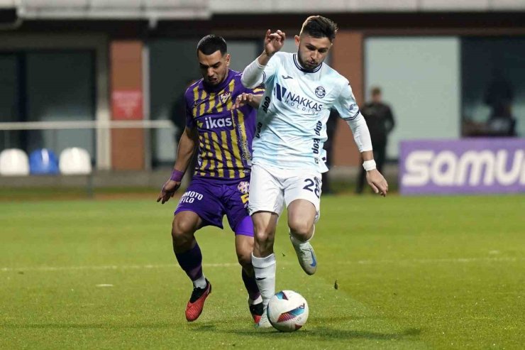 TRENDYOL SÜPER LİG: EYÜPSPOR: 1 - ADANA DEMİRSPOR: 0 (MAÇ DEVAM EDİYOR)