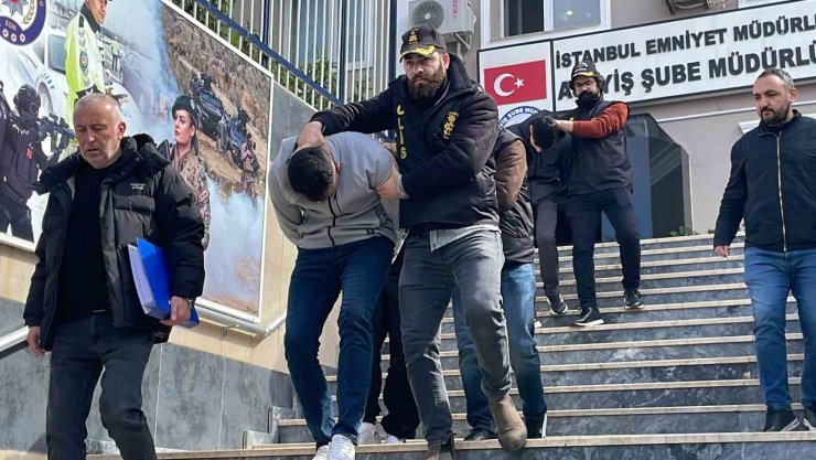 BEYKOZ’DA EVE SİLAHLI SALDIRI: 2 ŞÜPHELİ TUTUKLANDI