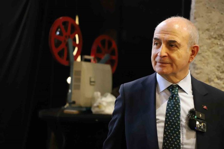 "ESKİDEN YENİYE TEKNOLOJİ" SERGİSİ BÜYÜKÇEKMECE’DE AÇILDI