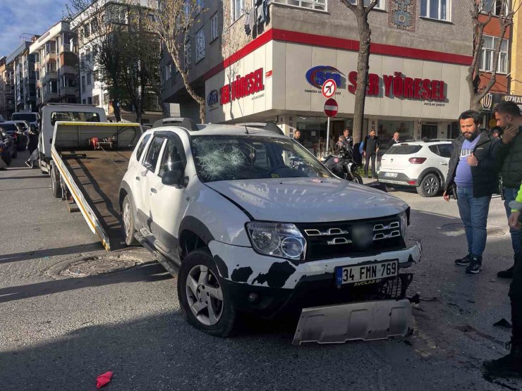 POLİSTEN KAÇTI, KAZA YAPINCA YAKALANDI: O ANLAR KAMERADA