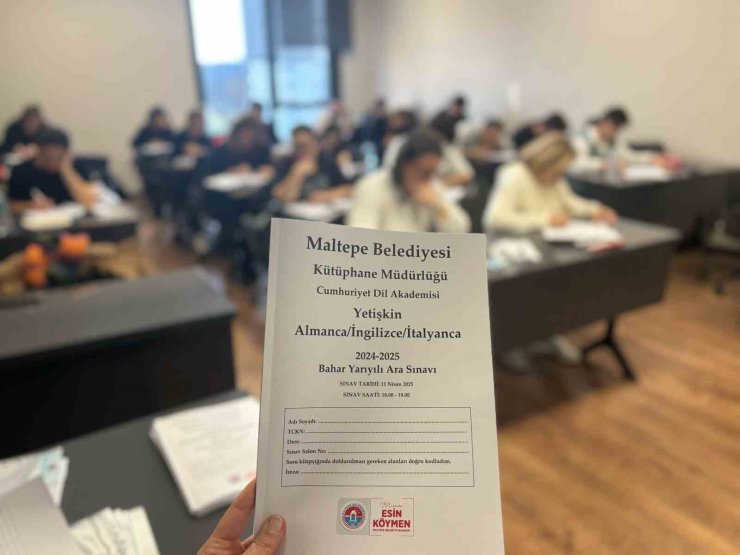 CUMHURİYET DİL AKADEMİSİ’NDE 3 DİLDE ARA SINAV