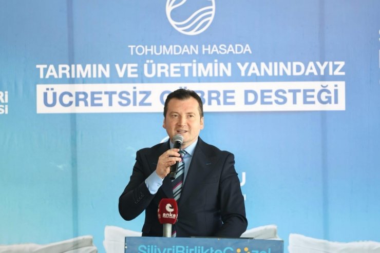 SİLİVRİ’DE TABAN GÜBRESİ DAĞITIM TÖRENİ DÜZENLENDİ