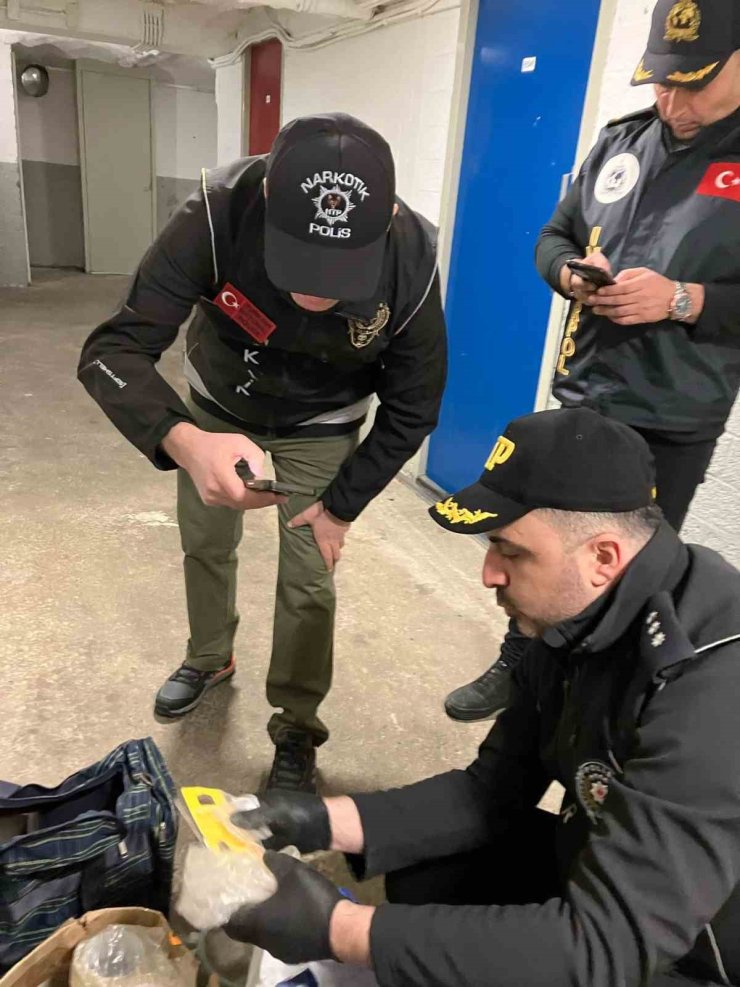 DÖRT BÜYÜK KÜRESEL UYUŞTURUCU KARTELİNİN ÇÖKERTİLDİĞİ OPERASYONDAN ÇARPICI DETAYLAR