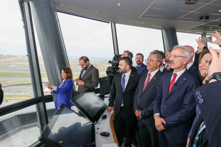 TÜRK HAVA YOLLARI, AVRUPA HAVACILIĞINDA YENİ ÇAĞI KUTLUYOR