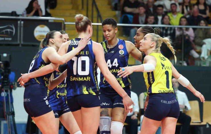 SULTANLAR LİGİ: V. BANK: 3 - FENERBAHÇE: 1