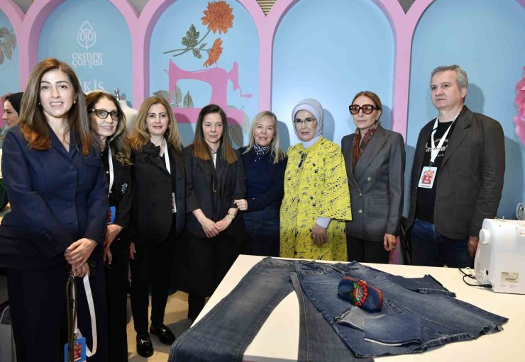 EMİNE ERDOĞAN, TOGEM-DER’İN GELENEKSEL "CEMRE ÇARŞISI"NIN AÇILIŞINA KATILDI