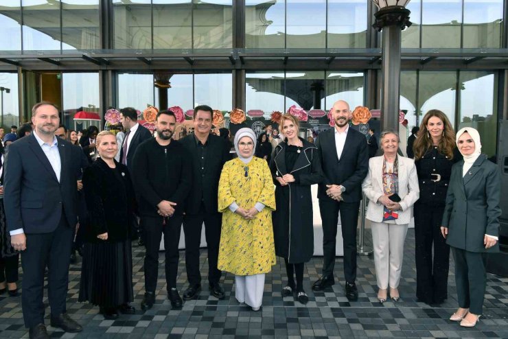 EMİNE ERDOĞAN, TOGEM-DER’İN GELENEKSEL "CEMRE ÇARŞISI"NIN AÇILIŞINA KATILDI