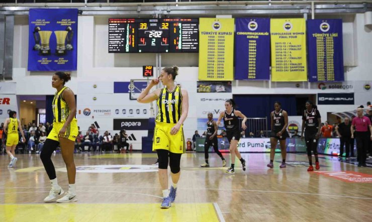 FENERBAHÇE, SERİDE 2-0 ÖNE GEÇTİ