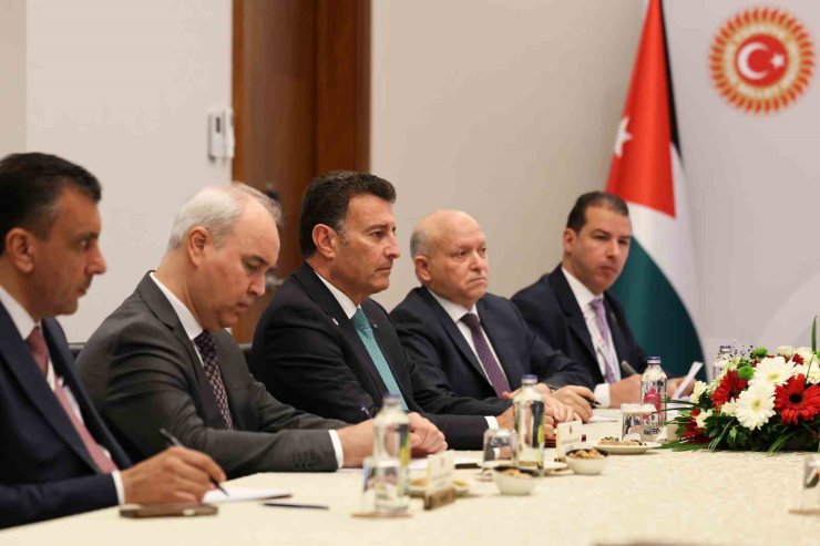 TBMM BAŞKANI KURTULMUŞ, İSTANBUL’DA ÜRDÜN TEMSİLCİLER MECLİSİ BAŞKANI SAFADİ İLE GÖRÜŞTÜ