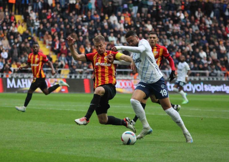 FENERBAHÇE İLE KAYSERİSPOR 48. RANDEVUDA
