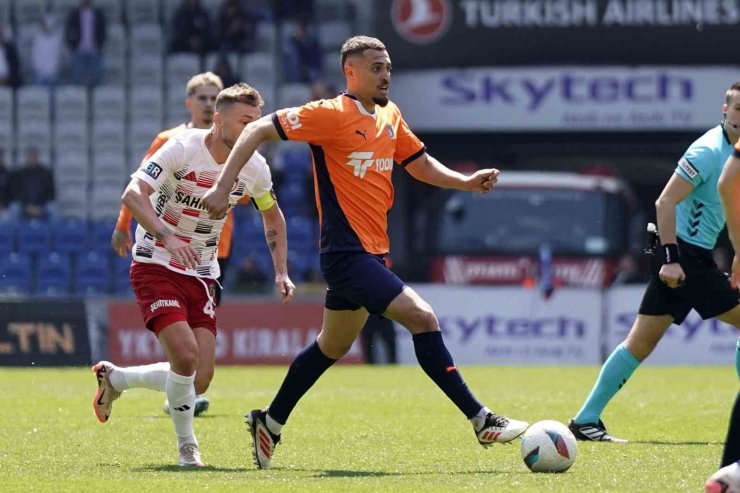 TRENDYOL SÜPER LİG: BAŞAKŞEHİR: 2 - GAZİANTEP FK: 1 (MAÇ SONUCU)