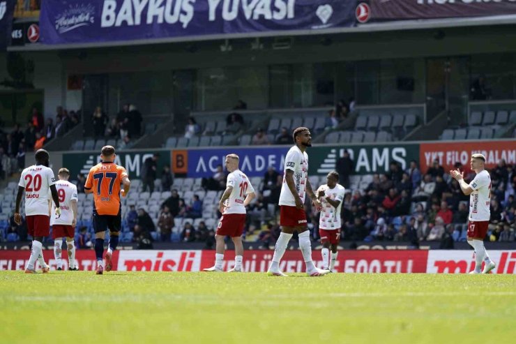 TRENDYOL SÜPER LİG: BAŞAKŞEHİR: 2 - GAZİANTEP FK: 1 (MAÇ SONUCU)