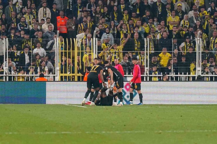TRENDYOL SÜPER LİG: FENERBAHÇE: 3 - KAYSERİSPOR: 3 (MAÇ SONUCU)