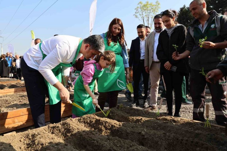 ATAŞEHİR’DE "KENT BOSTANLARI" PROJESİNİN İKİNCİSİ HAYATA GEÇTİ