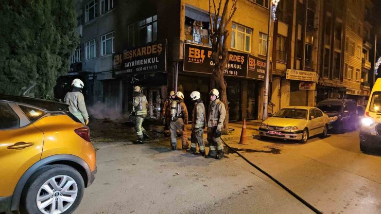 BAYRAMPAŞA’DA KORKUTAN DOĞAL GAZ YANGINI