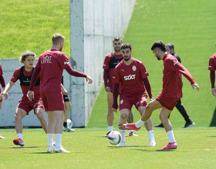 GALATASARAY, KONYASPOR MAÇININ HAZIRLIKLARINI TAMAMLADI