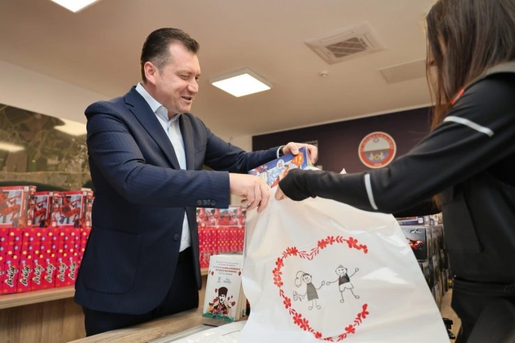 23 NİSAN ULUSAL EGEMENLİK VE ÇOCUK BAYRAMI’NDA HATAY’DAKİ ÇOCUKLAR UNUTULMADI