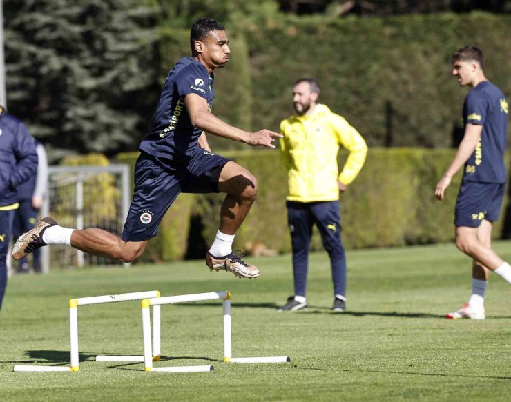 FENERBAHÇE’DE GAZİANTEP FK MAÇI HAZIRLIKLARI BAŞLADI