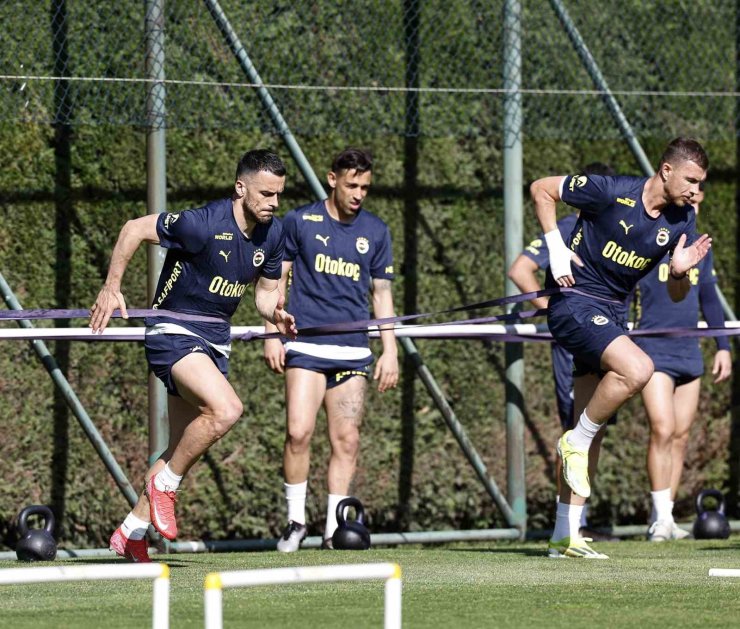 FENERBAHÇE’DE GAZİANTEP FK MAÇI HAZIRLIKLARI BAŞLADI