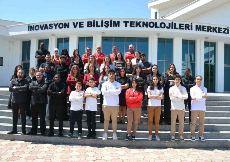 TEKNOFEST’E YAKIN DOĞU ÜNİVERSİTESİ’NDEN 5 FİNALİST