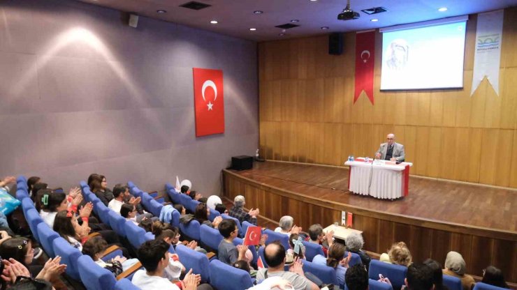 YALVAÇ URAL BÜYÜKÇEKMECELİ ÇOCUKLARLA BULUŞTU