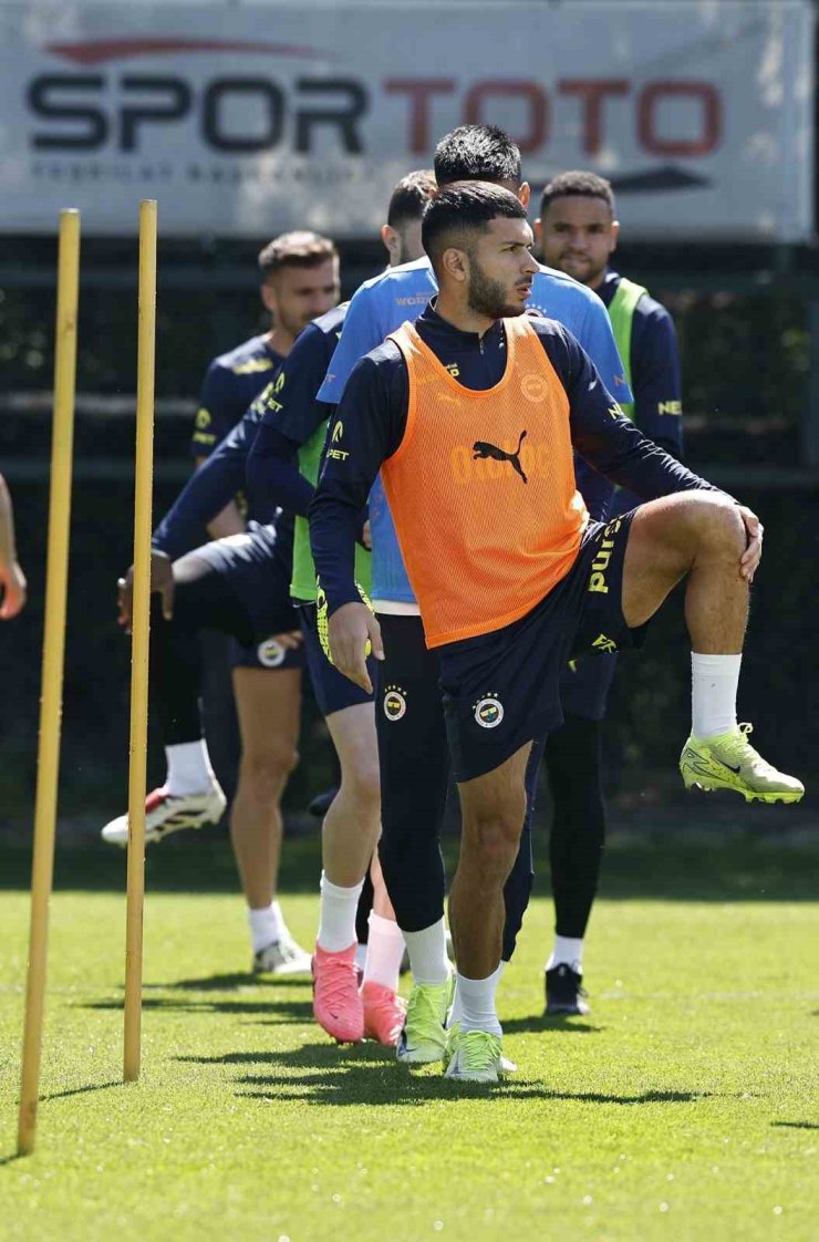FENERBAHÇE, GAZİANTEP FK MAÇI HAZIRLIKLARINA DEVAM ETTİ