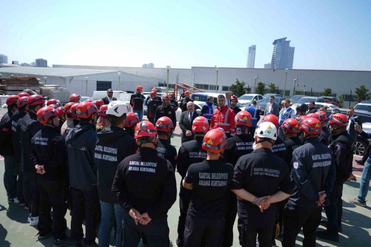 KARTAL BELEDİYESİ, İSTANBUL DEPREMİNE KARŞI TEYAKKUZA GEÇTİ