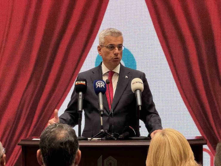 SAĞLIK BAKANI MEMİŞOĞLU, EXPOMED EURASİA FUARI AÇILIŞINA KATILDI
