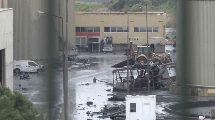 TUZLA’DA ARITMA TESİSİNDE PATLAMA: 5 İŞÇİ YARALANDI