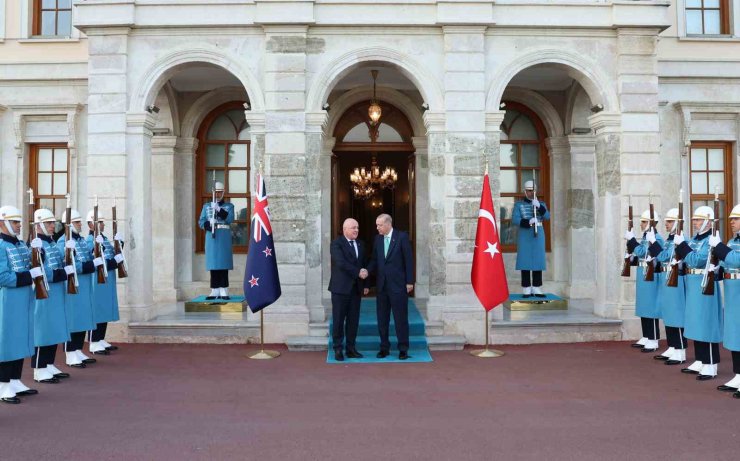 CUMHURBAŞKANI ERDOĞAN, YENİ ZELANDA BAŞBAKANI LUXON’U KABUL ETTİ