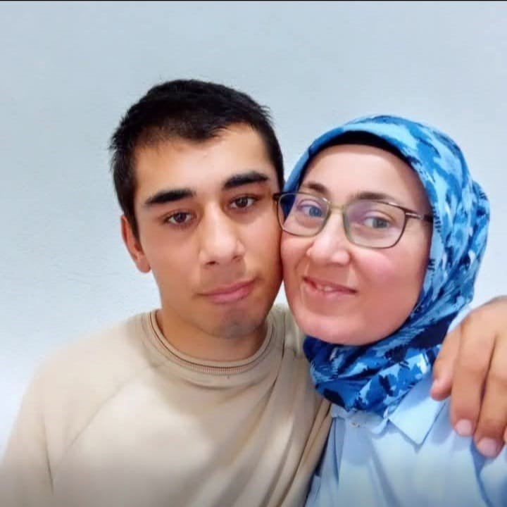 OTİZMLİ GENÇ BAKIMEVİNDE İLAÇ ZEHİRLENMESİYLE ÖLDÜ