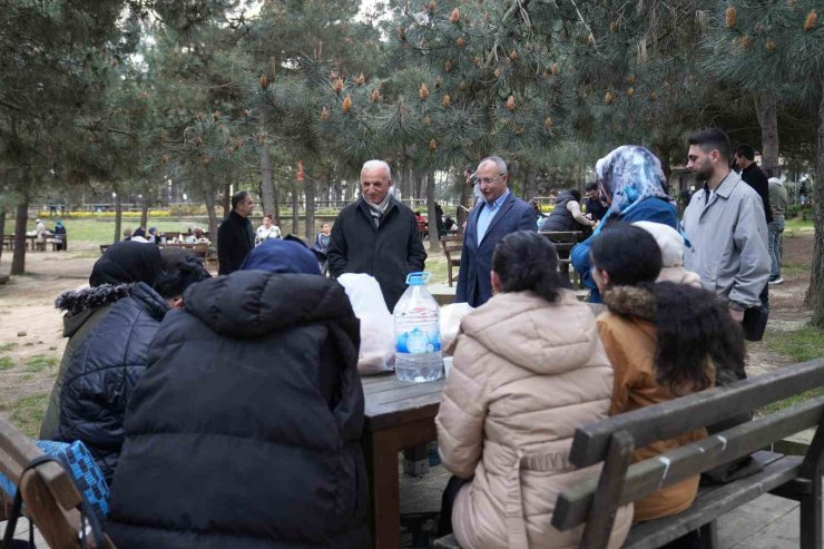 ÜMRANİYE BELEDİYESİ’NDEN HIZLI MÜDAHALE: ÜMRANİYE DEPREME KARŞI TEYAKKUZDA