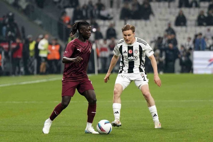 TRENDYOL SÜPER LİG: BEŞİKTAŞ: 1 - ATAKAŞ HATAYSPOR: 1 (İLK YARI)