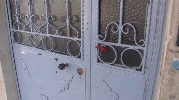 MALTEPE’DE DEPREME DAYANIKSIZ OLAN 4 BLOKLUK SİTE İÇİN TAHLİYE KARARI