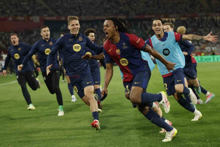İSPANYA KRAL KUPASI BARCELONA’NIN